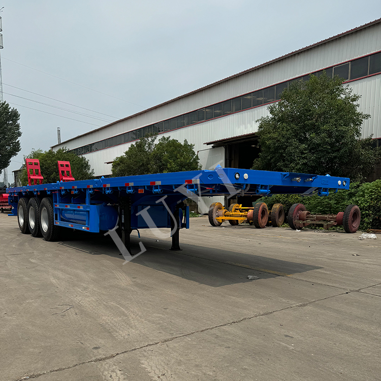 3 axle flatbed semi 